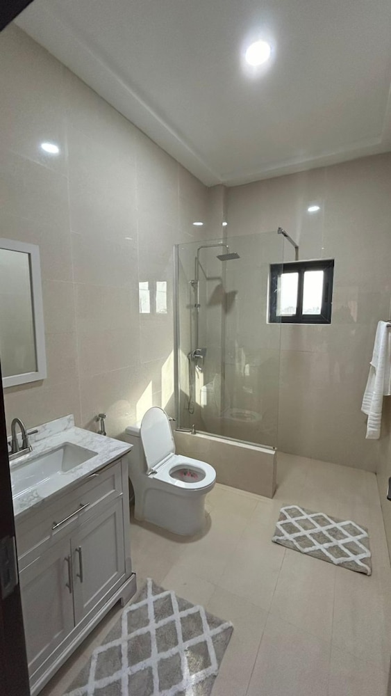 Ocean Breeze Luxury Apartments