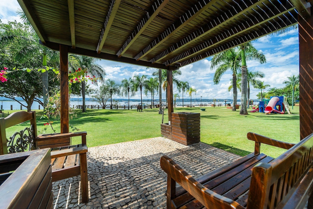 Life resort