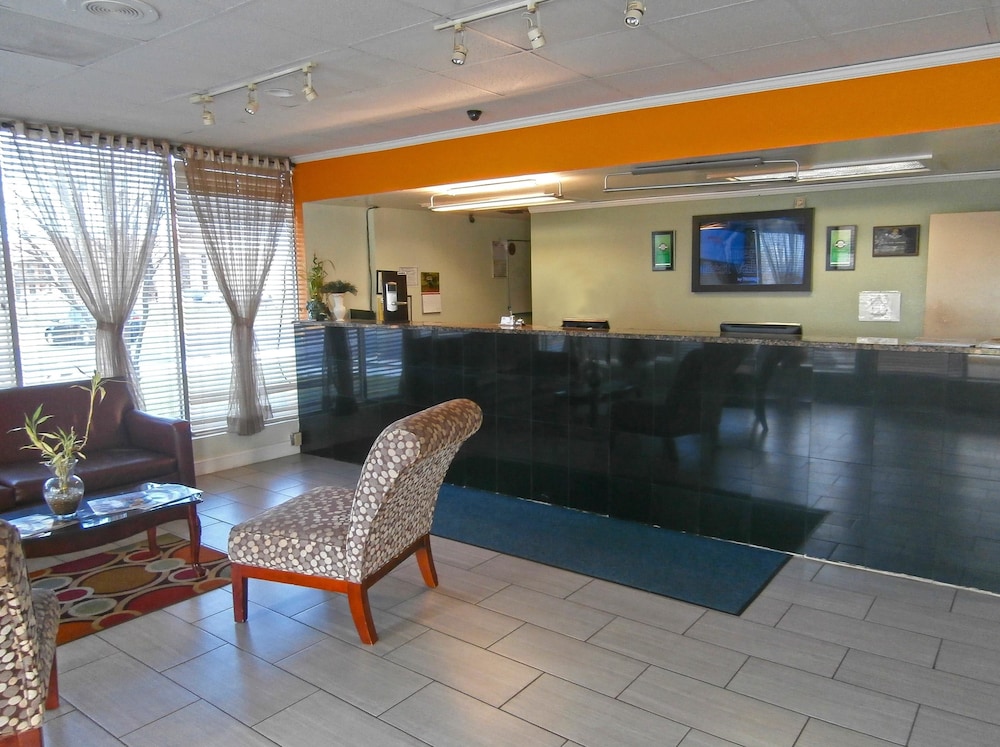 Newnan Lodge view 3