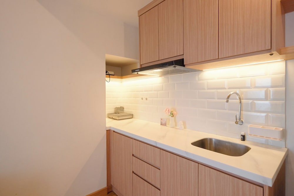 Lovely And Comfy 2Br Apartment Tokyo Riverside Pik 2