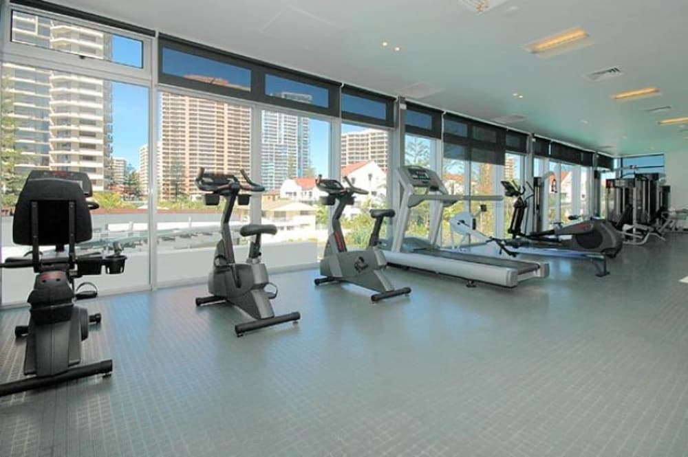 Scenic 2-bed With Pool, Gym