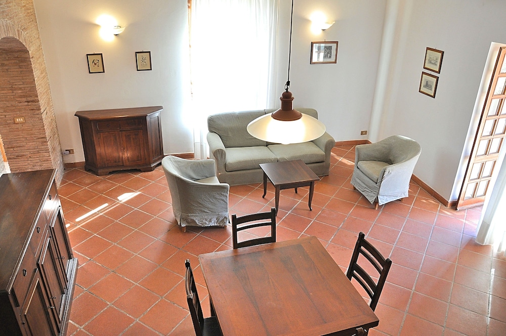 Villa i Noccioli - 18 Sleeps Private Pool