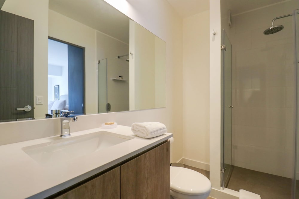 w Magnificent 2BR w Great Balcony in San Isidro