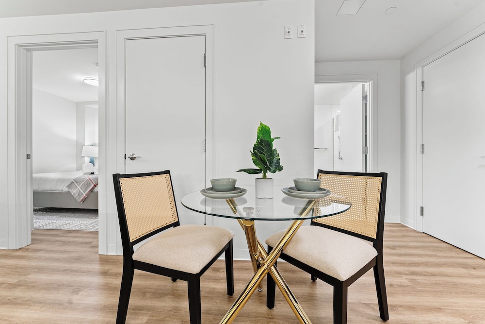 Furnished Apts near Harvard Stadium