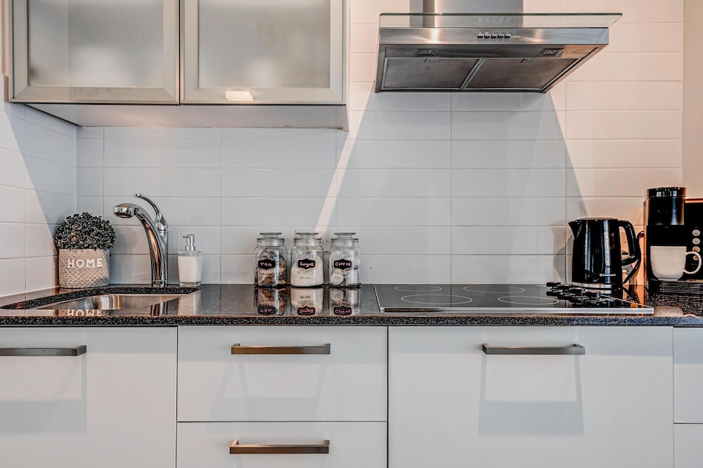 Ike Property Mgmt - Image 4