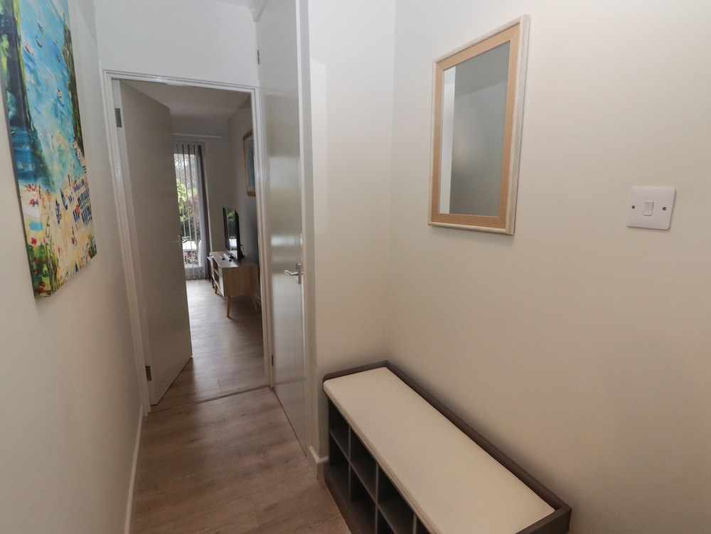 21 Coedrath Park