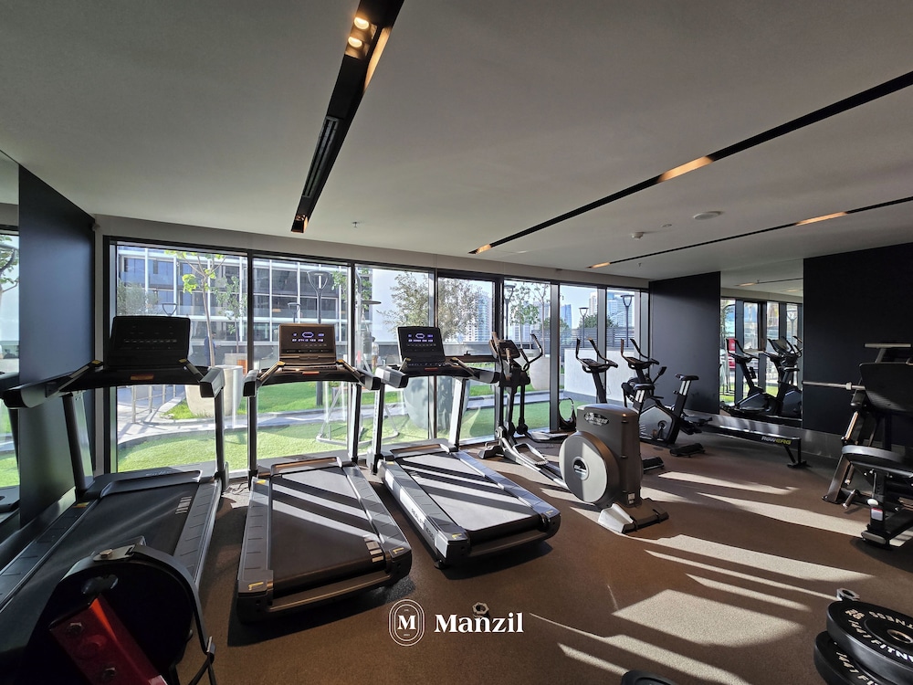 Manzil-1BR Apartment with Burj View
