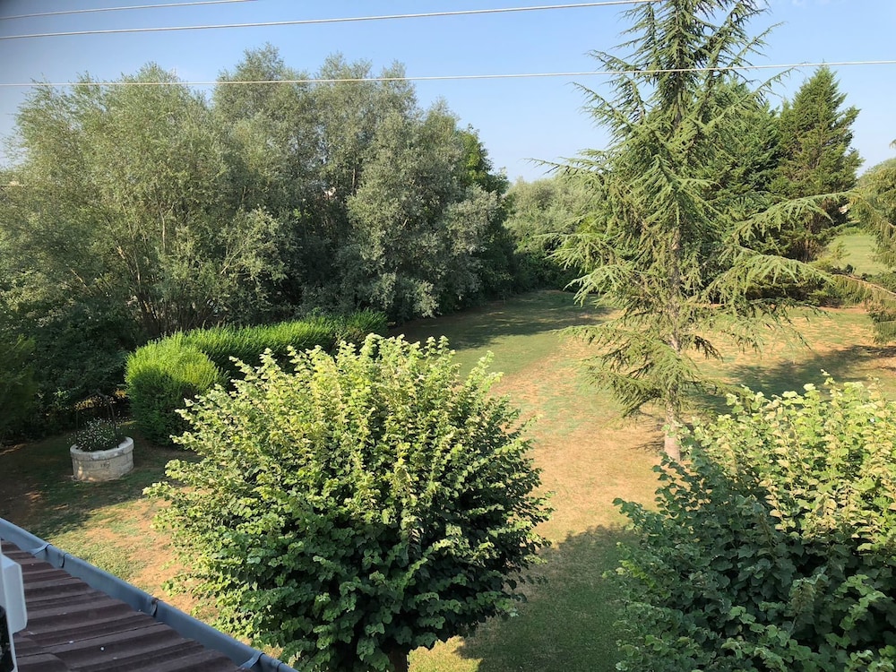 Les Chambres du Rondeau - Property Image 10