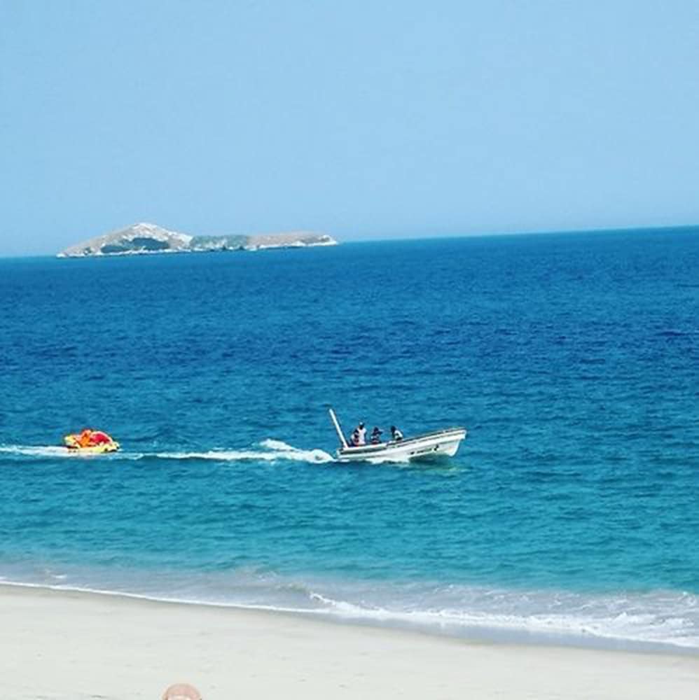 La Perla de Farallon Bed and Breakfast