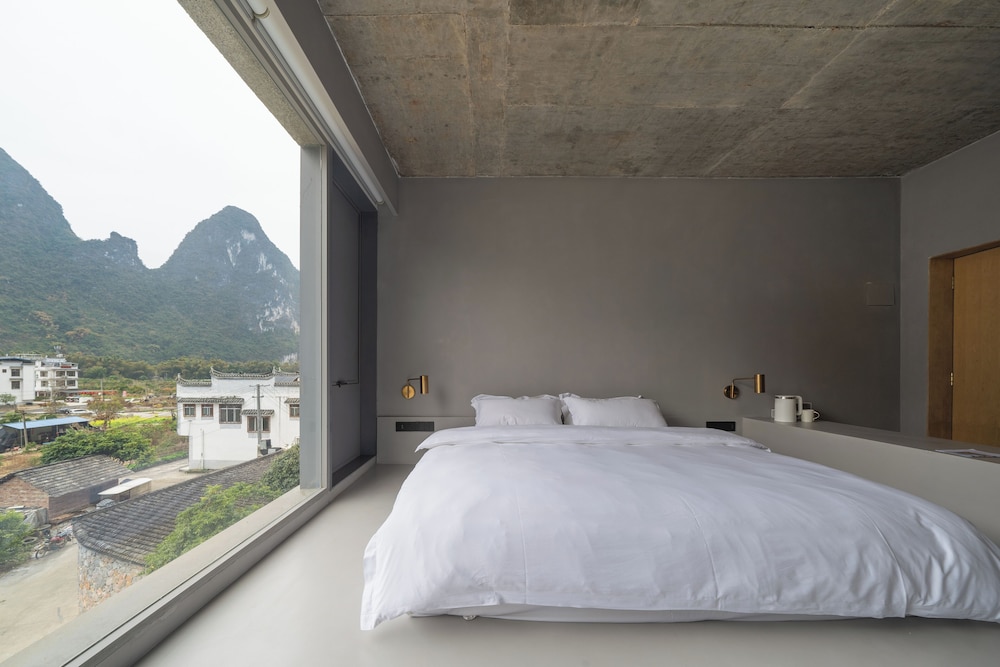Yangshuo Geemu Building House