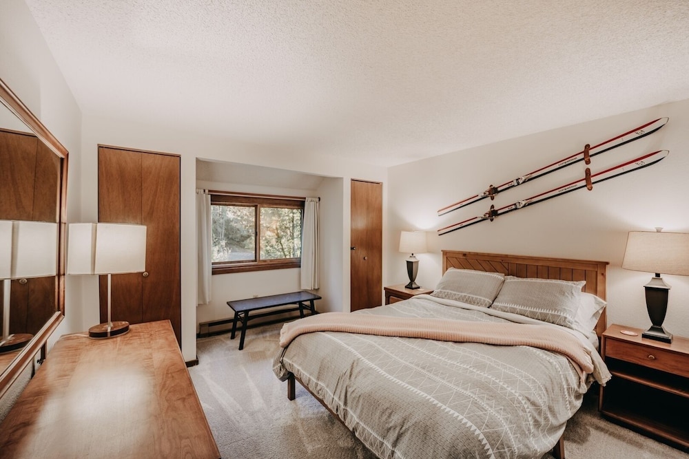 Glacier Mt Baker Lodging