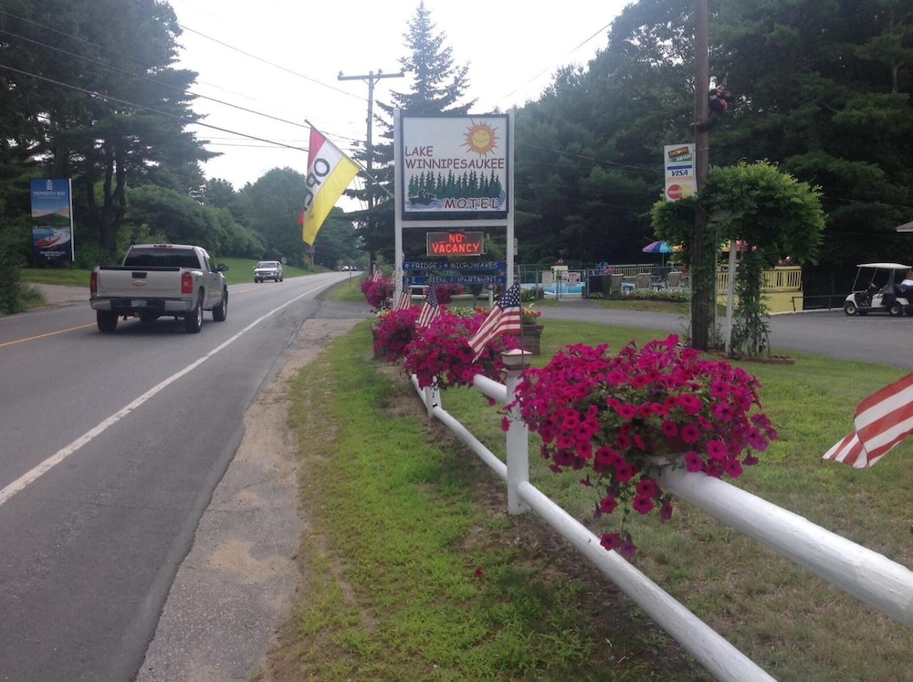 Lake Winnipesaukee Motel