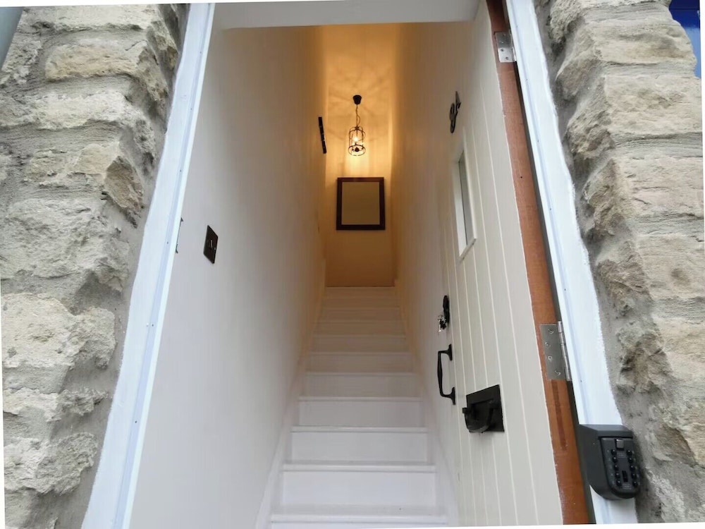 1840's Converted Railway Cottage