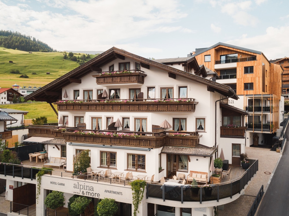 Aparthotel alpina&more