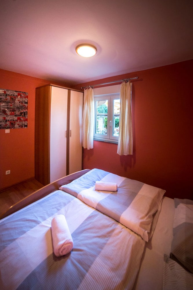 Apartment Sanic Rab 2 view 2