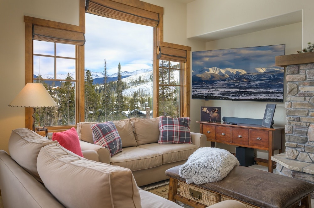 Cloudline Chalet 3 Bedroom Townhouse
