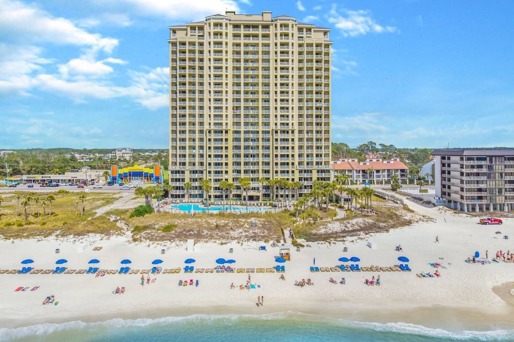 Grand Panama Tower 1 Unit 407 view 4