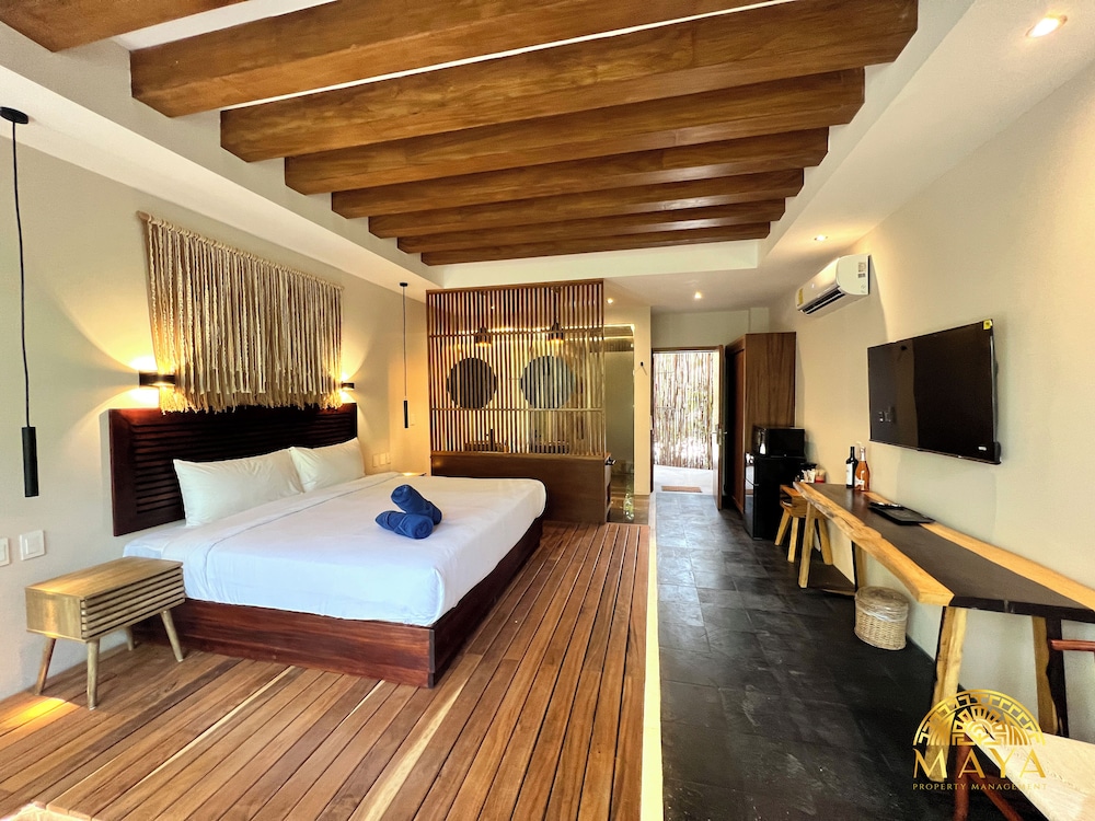 Adora Tulum H-05 1BR Condo