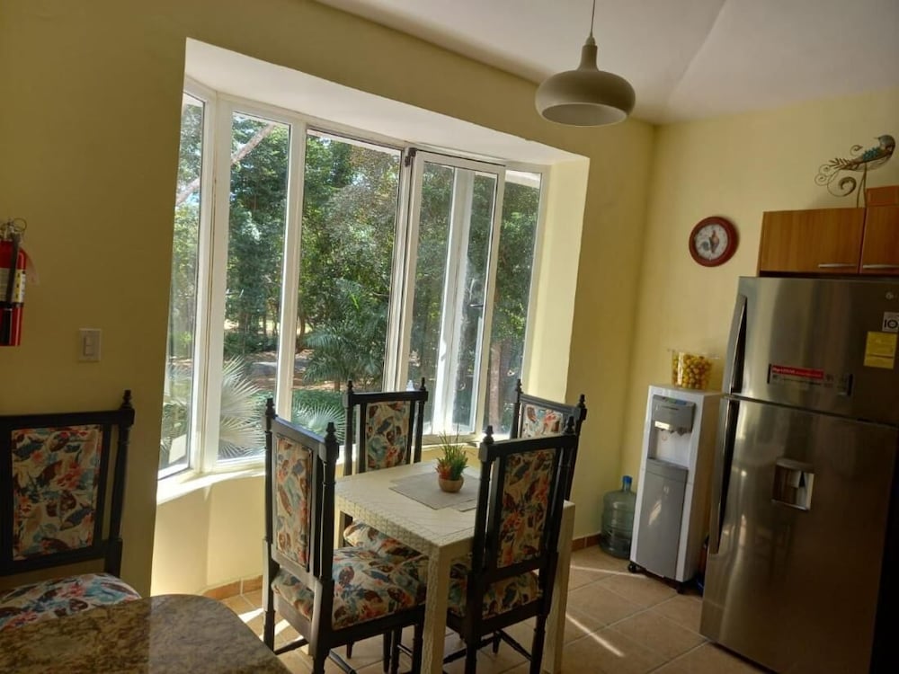 Las Brisas, Juan Dolio, 3br, 2 Pools, Jacuzzi, Beach, Golf, 7 Sleeps