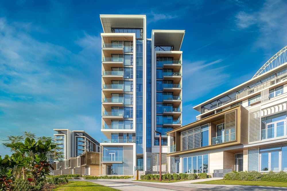 LUX Holiday Home - Bluewaters Residences