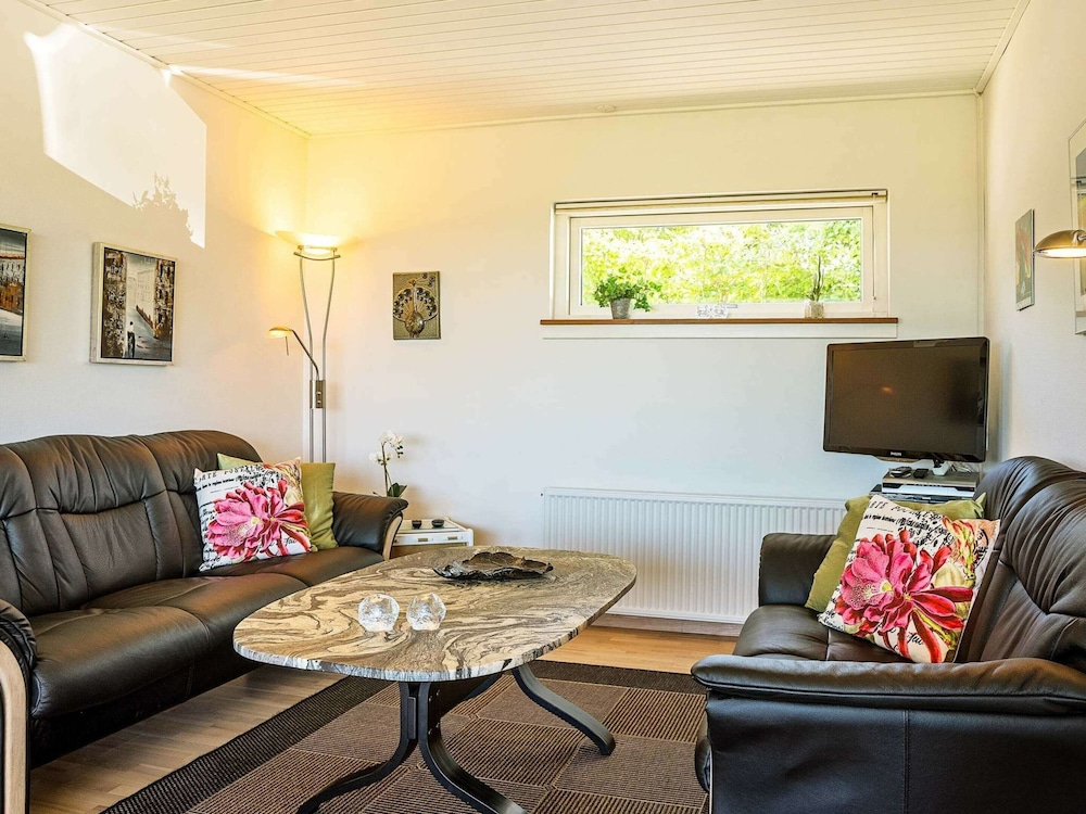 6 Person Holiday Home in Allinge view 3