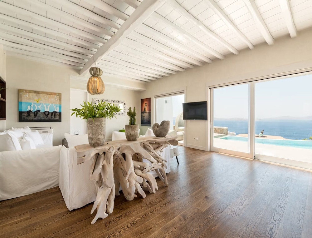 Villa With Views to Delos Island