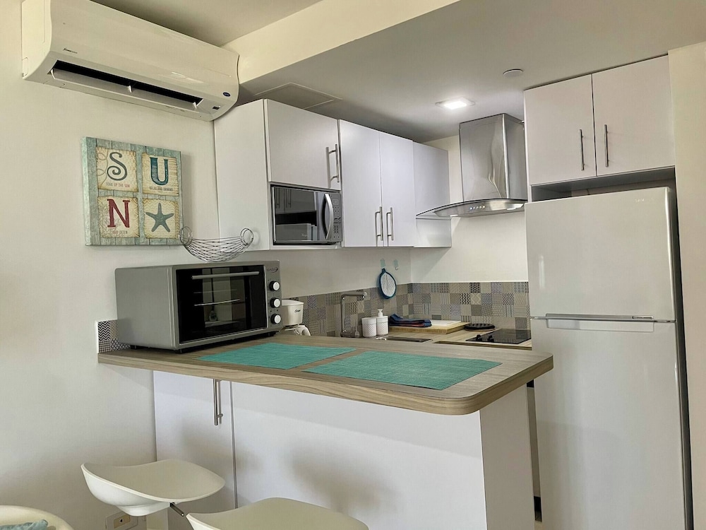 Lovely Sea View,eagle Beach, Oasis Condominium Wifi