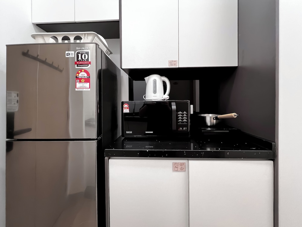 The Luxe by Manhattan Group