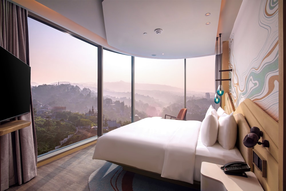 Hotel Indigo Bandung Dago Pakar by IHG 10