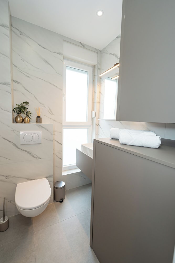 Break penthouse -three bedroom apartment