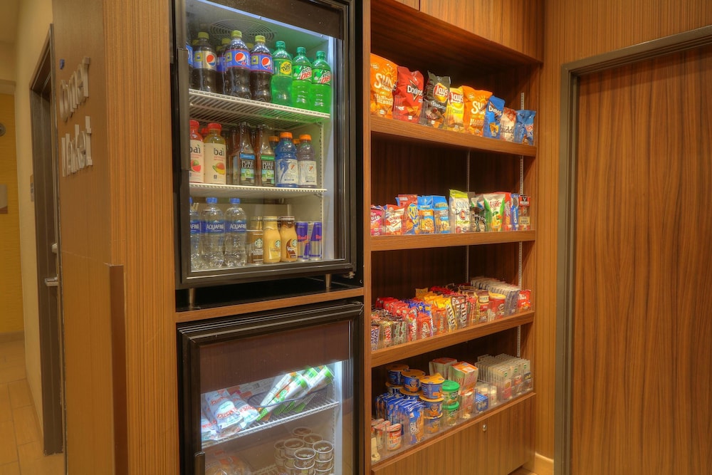 Mount Pleasant Vacations - Fairfield by Marriott Mt Pleasant - Property Image 6