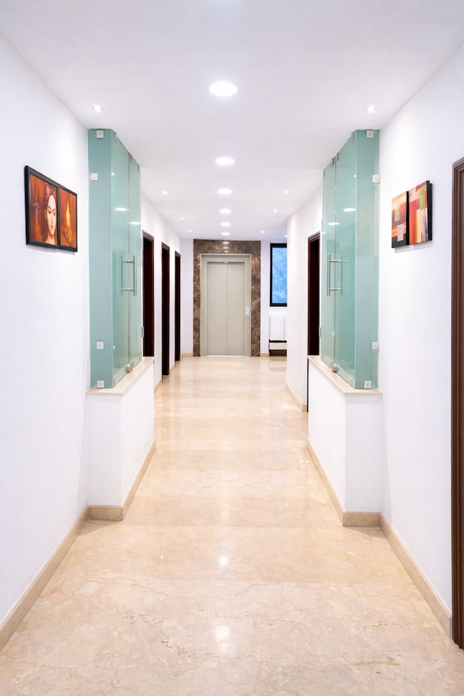 EMBLEM - Arjun Marg Golf Course Road