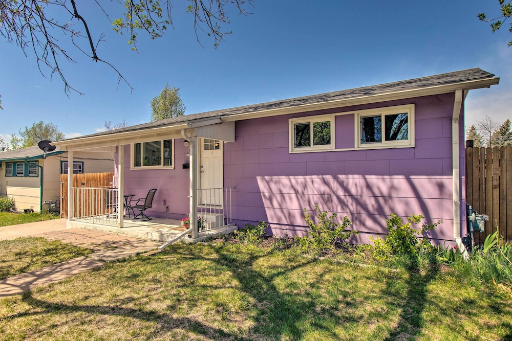 Patio, Grill & Yard: Cozy Denver Abode!