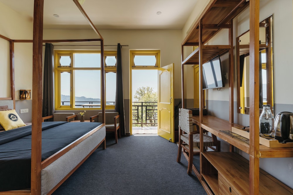 The Hosteller Kareri