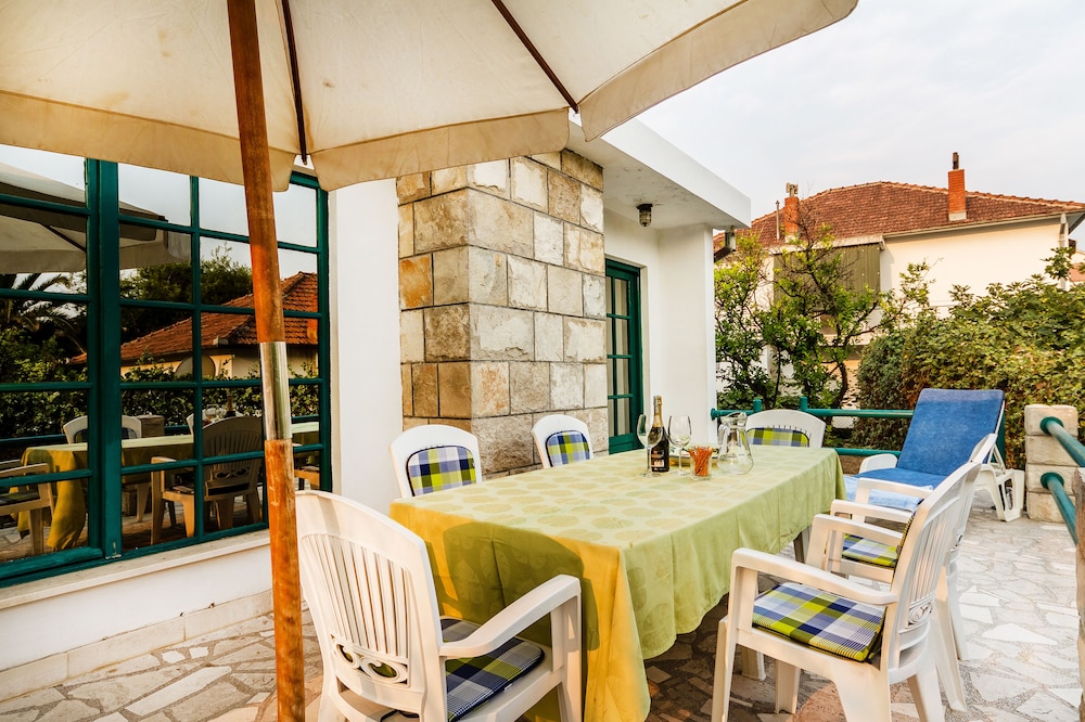 Villa Pavlovic