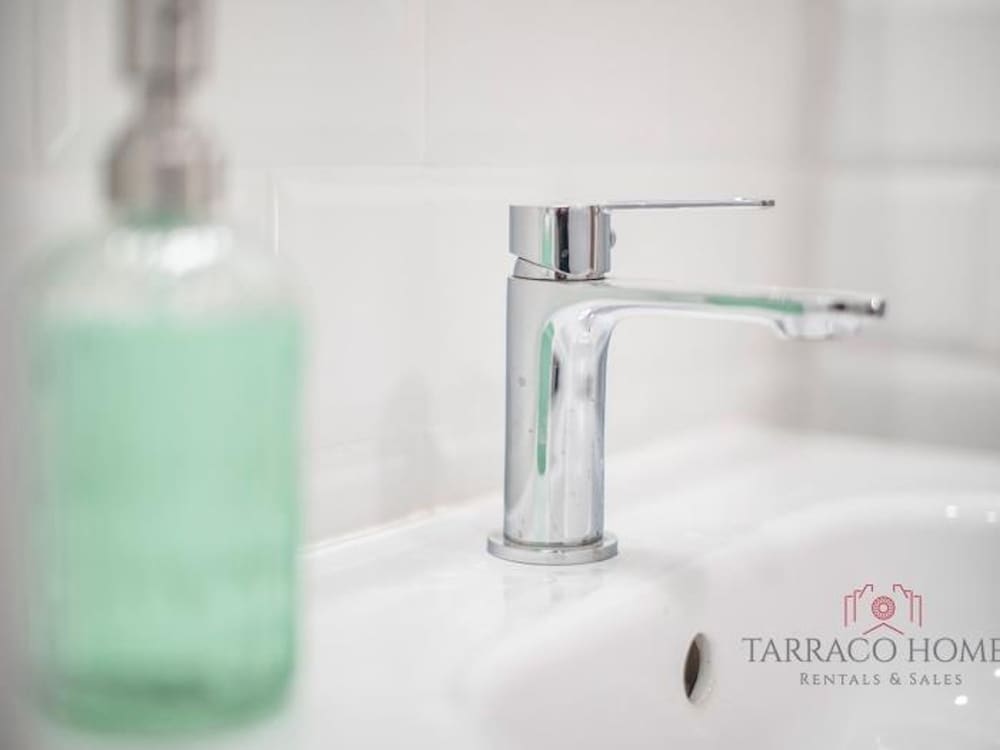 Th56e Apartamentos Murmur la nit