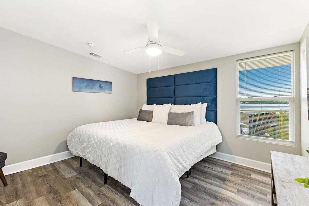 Coastal Dreams 1308 5 Bedroom Home