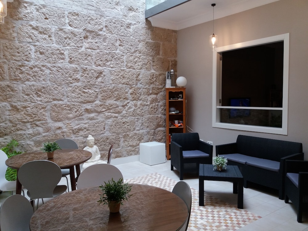 Hotel Hostel Gran Canaria - Image 1