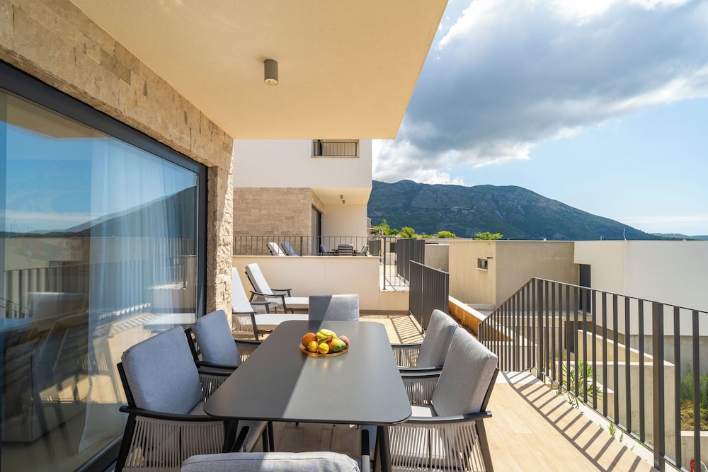 Soline Rocks Resort