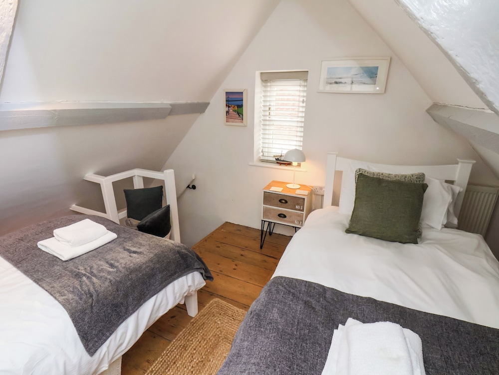 Sunshine Cottage