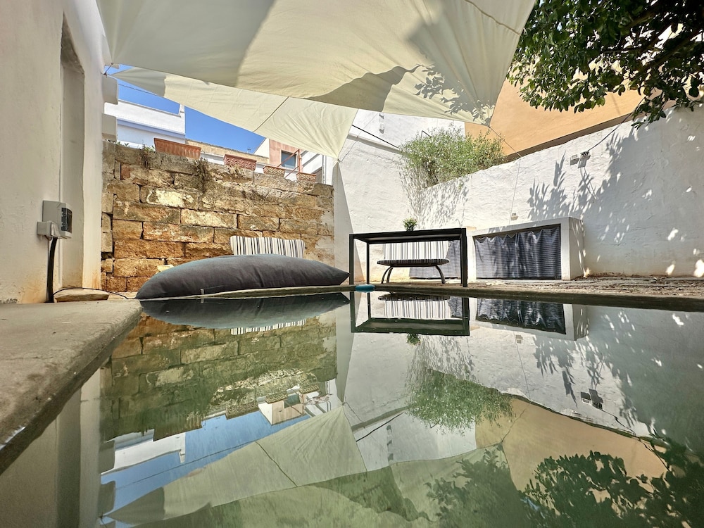 Lu Parmientu With 1 Bedrooms and 1 Bathrooms