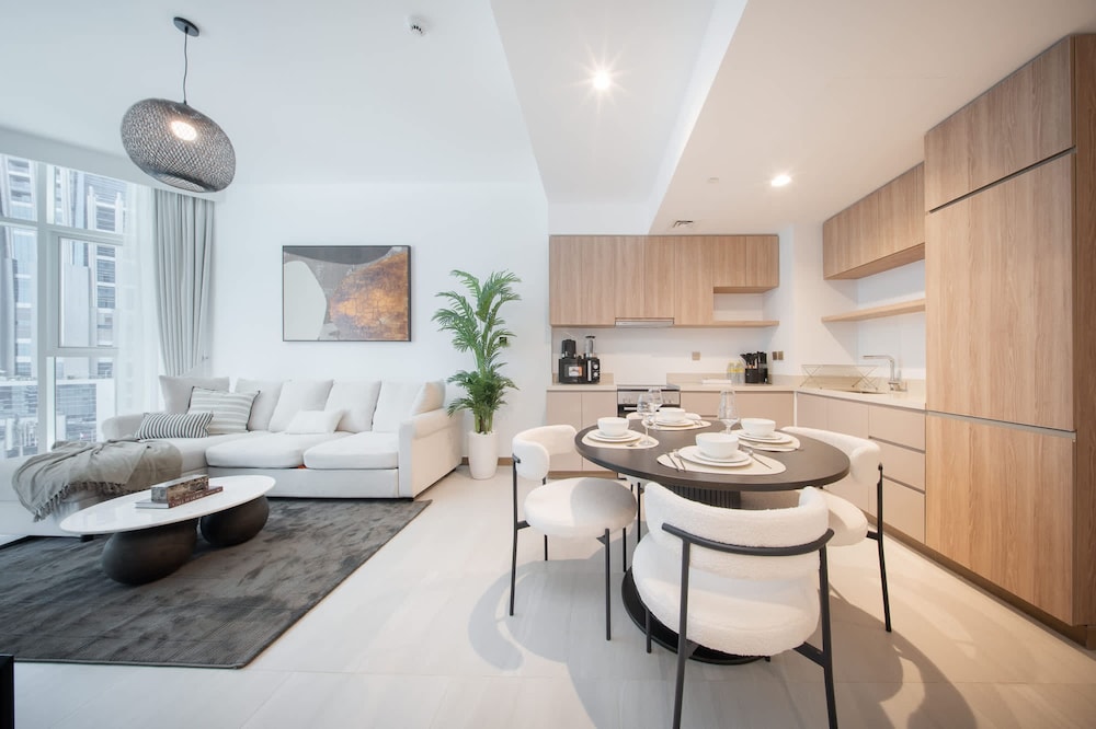 Extravagant 2 Bedroom in Urban Oasis Perfect for 6