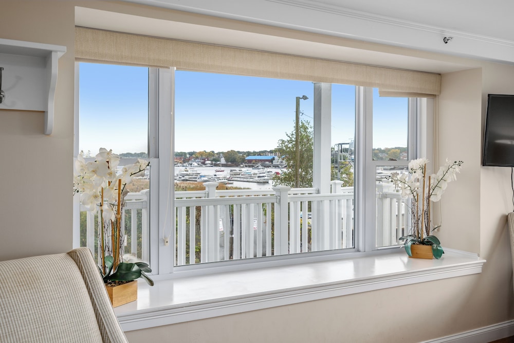Guest House Suites