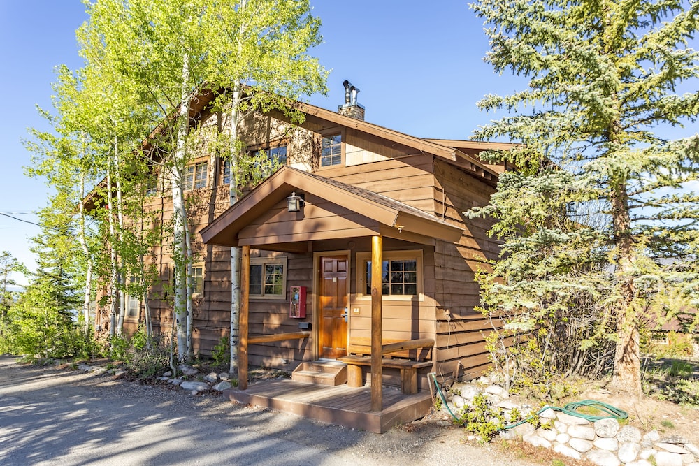 Grand Lake Lodge