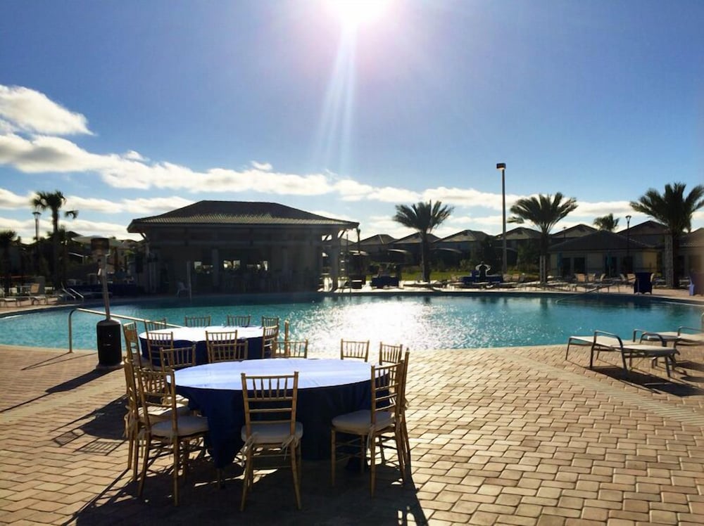 Champions Gate #6 - The Retreat - 8 Bed 5 Baths Villa - Image 4