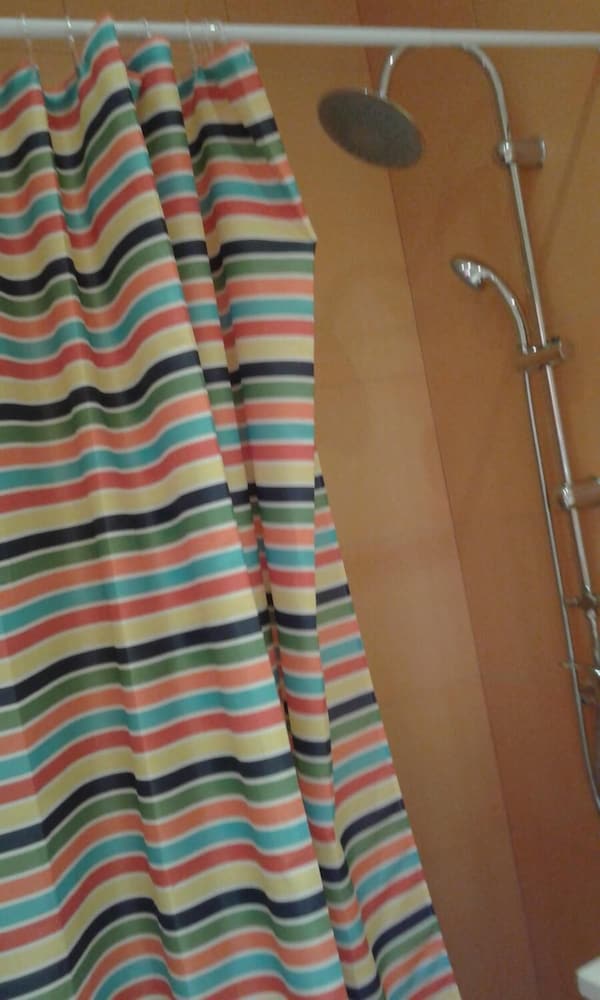 Photo 33