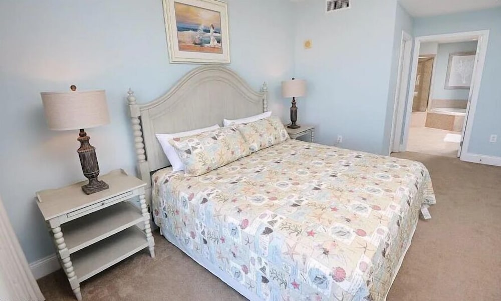 Laketown Wharf 331