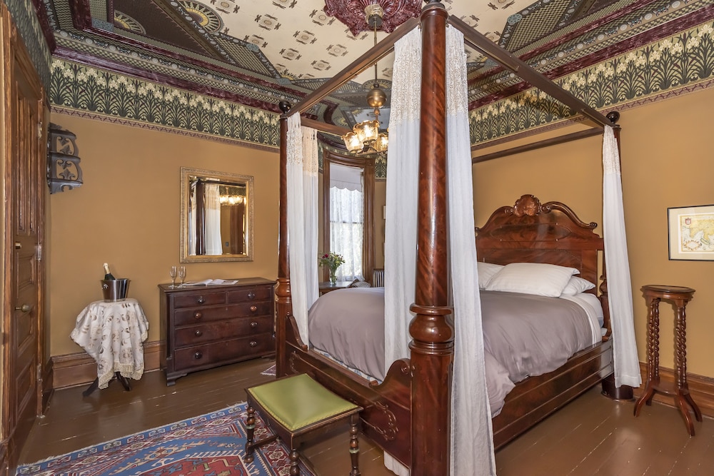 Chateau Tivoli B&B