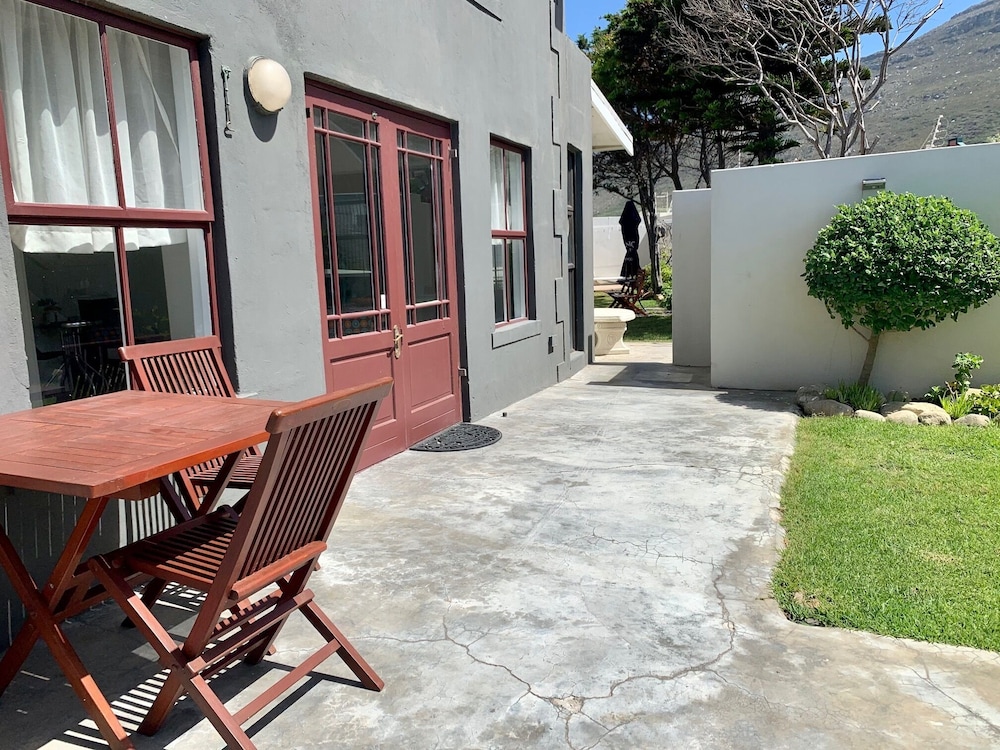 Abington Manor - Fish Hoek Guesthouse