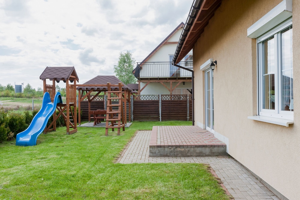 Holiday House Mewa by Renters view 3